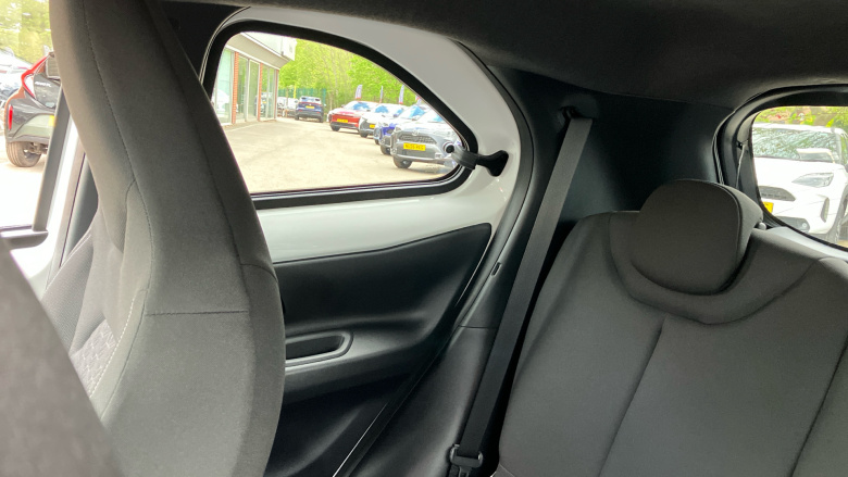 Toyota Aygo X 1.0 VVT-i Edge 5dr Petrol Hatchback